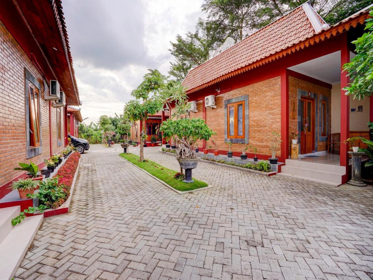 Super Oyo Collection O 90265 Cempoko Mulyo Homestay Syariah Tugu 외부 사진