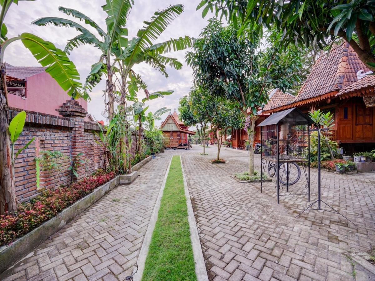 Super Oyo Collection O 90265 Cempoko Mulyo Homestay Syariah Tugu 외부 사진